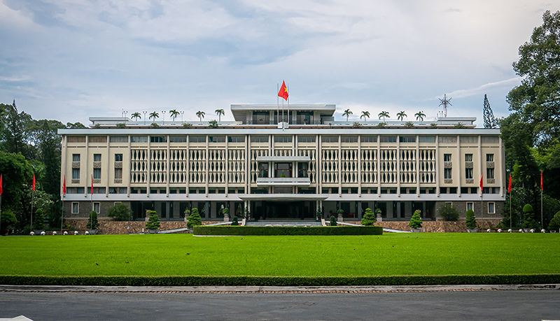 Make The Move - 3 Reasons To Switch To LED Government Building Lighting