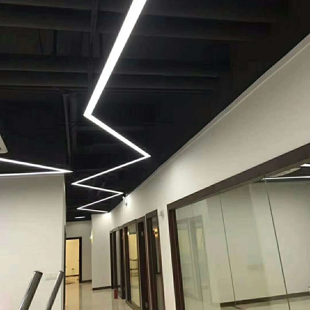 LED linear lights need to be matched with a controller to achieve a changing effect